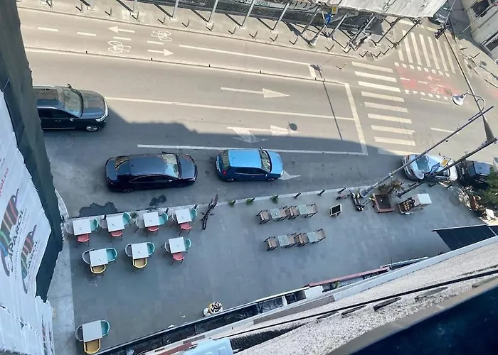 Purple Ultracentral Old Town